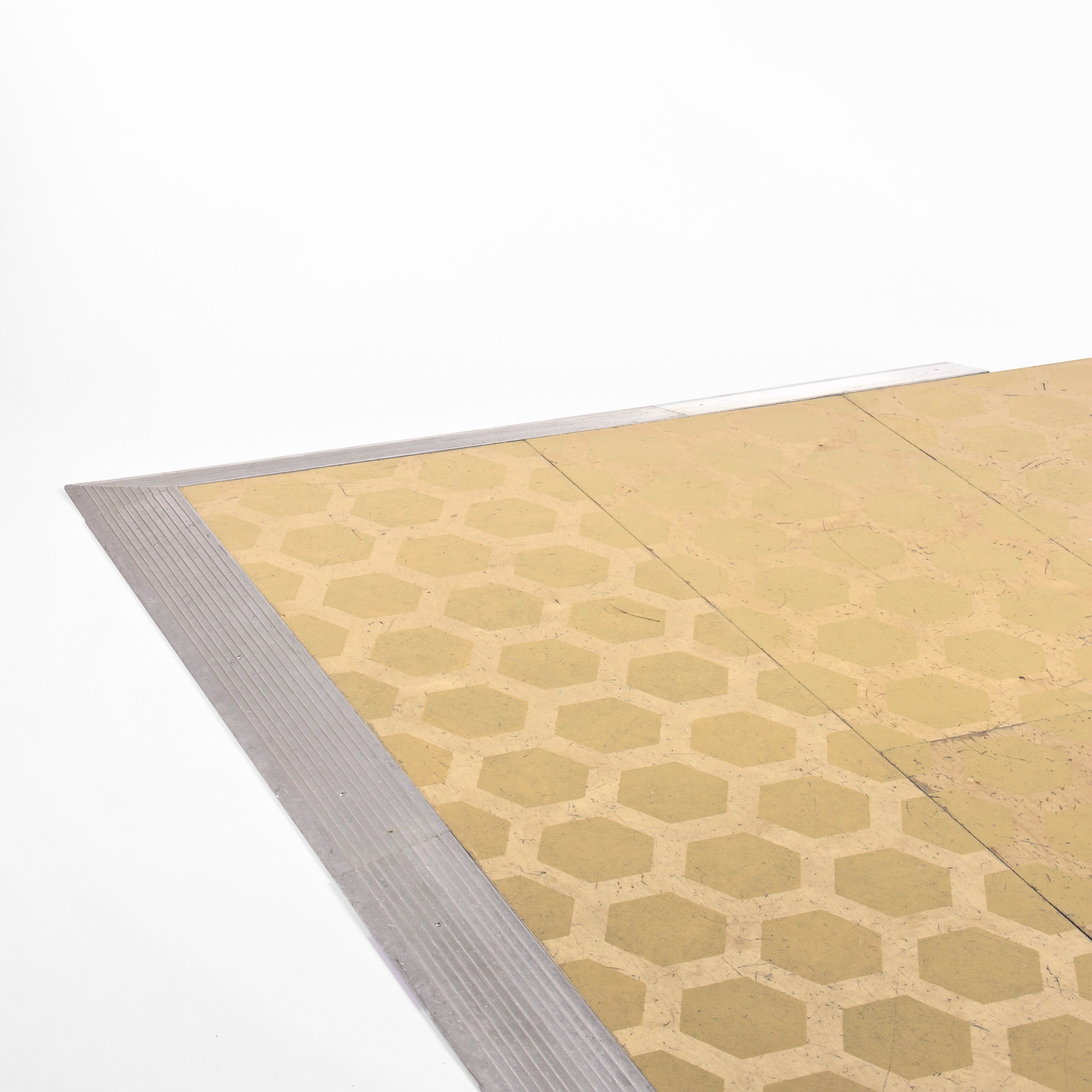 Dance floor for a tipi